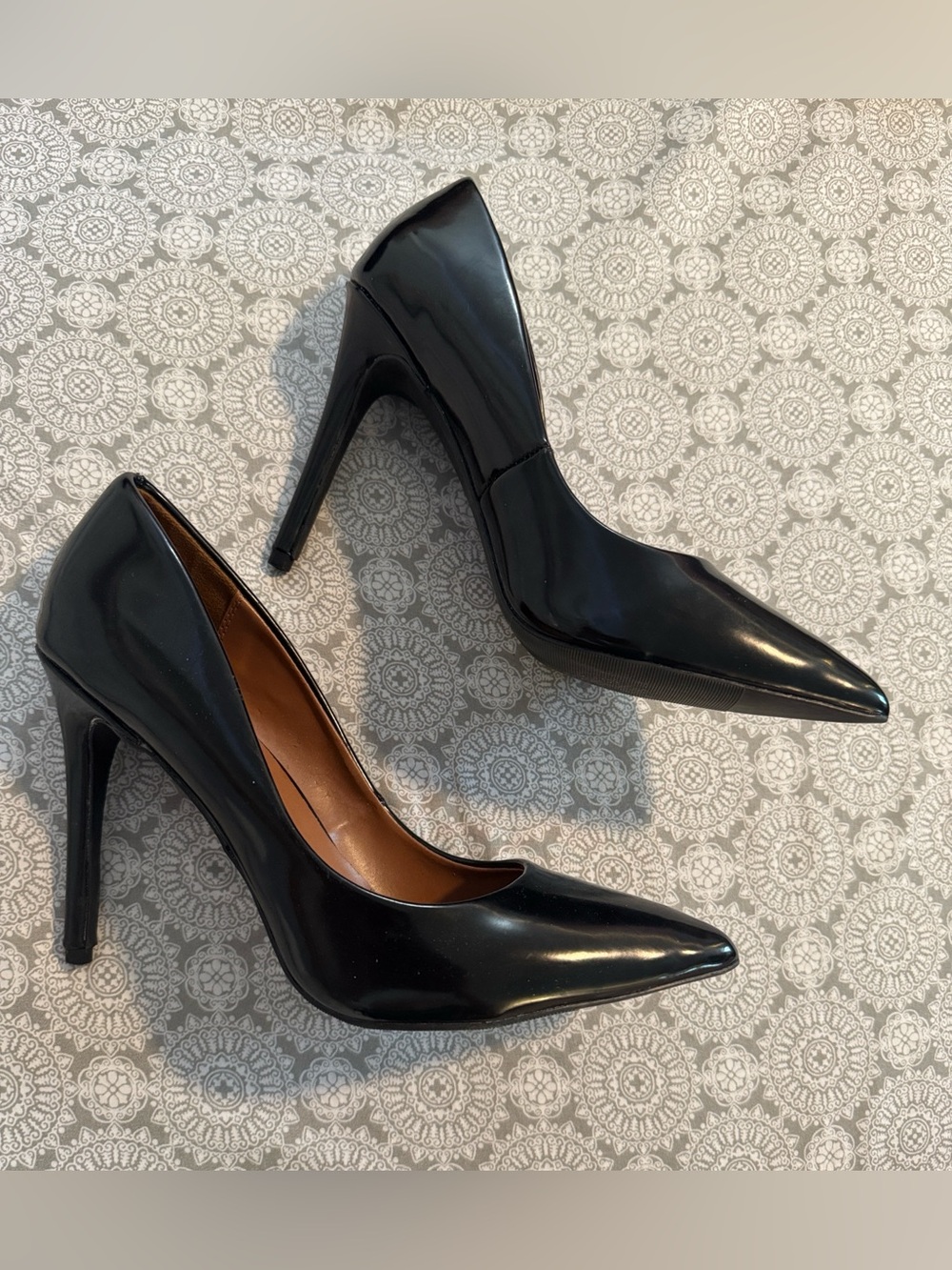 Classic Black Patent Pointed-Toe Stiletto Pumps